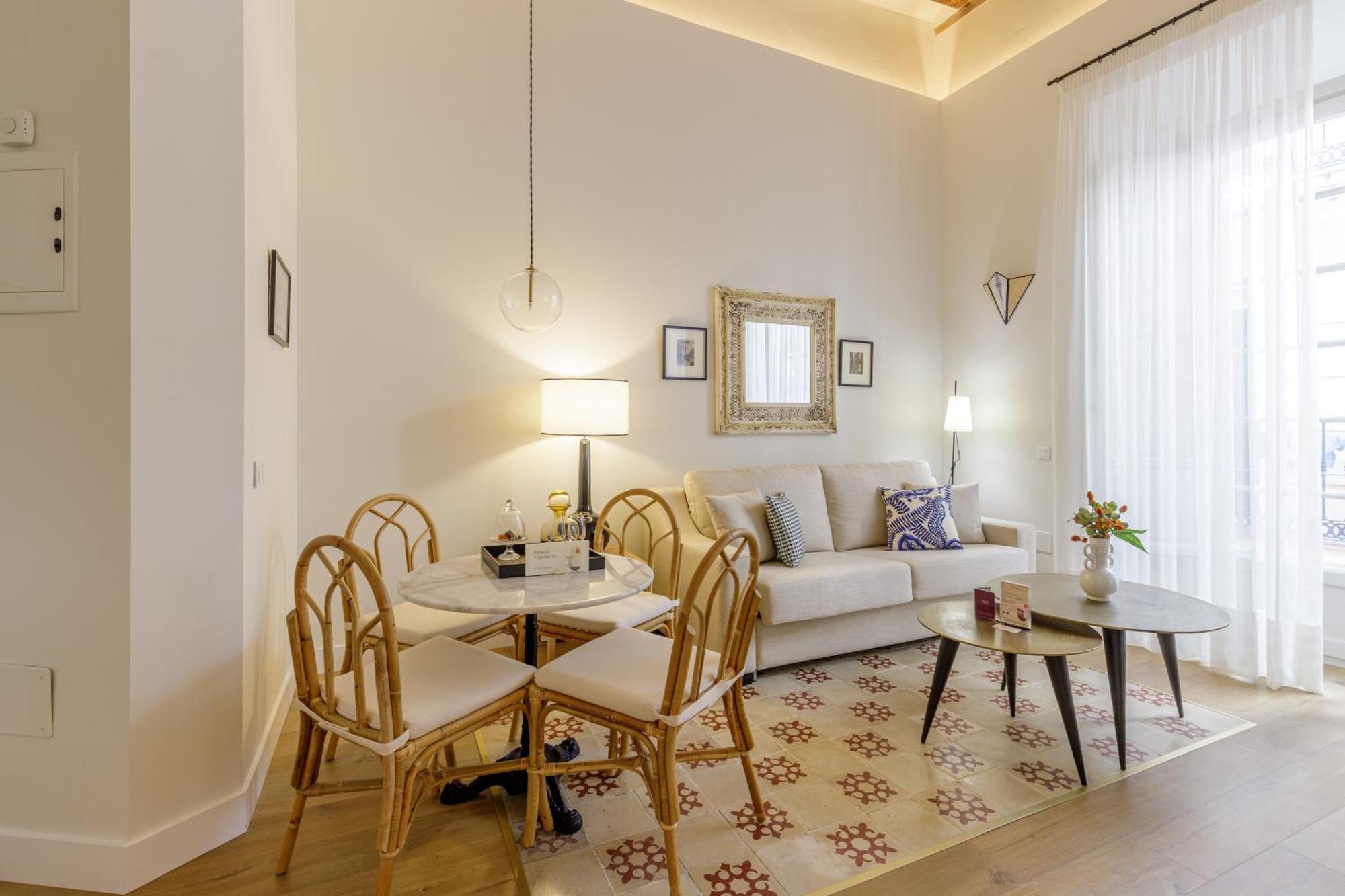 Palacio Vegafuente By Caleta Homes Appartement *