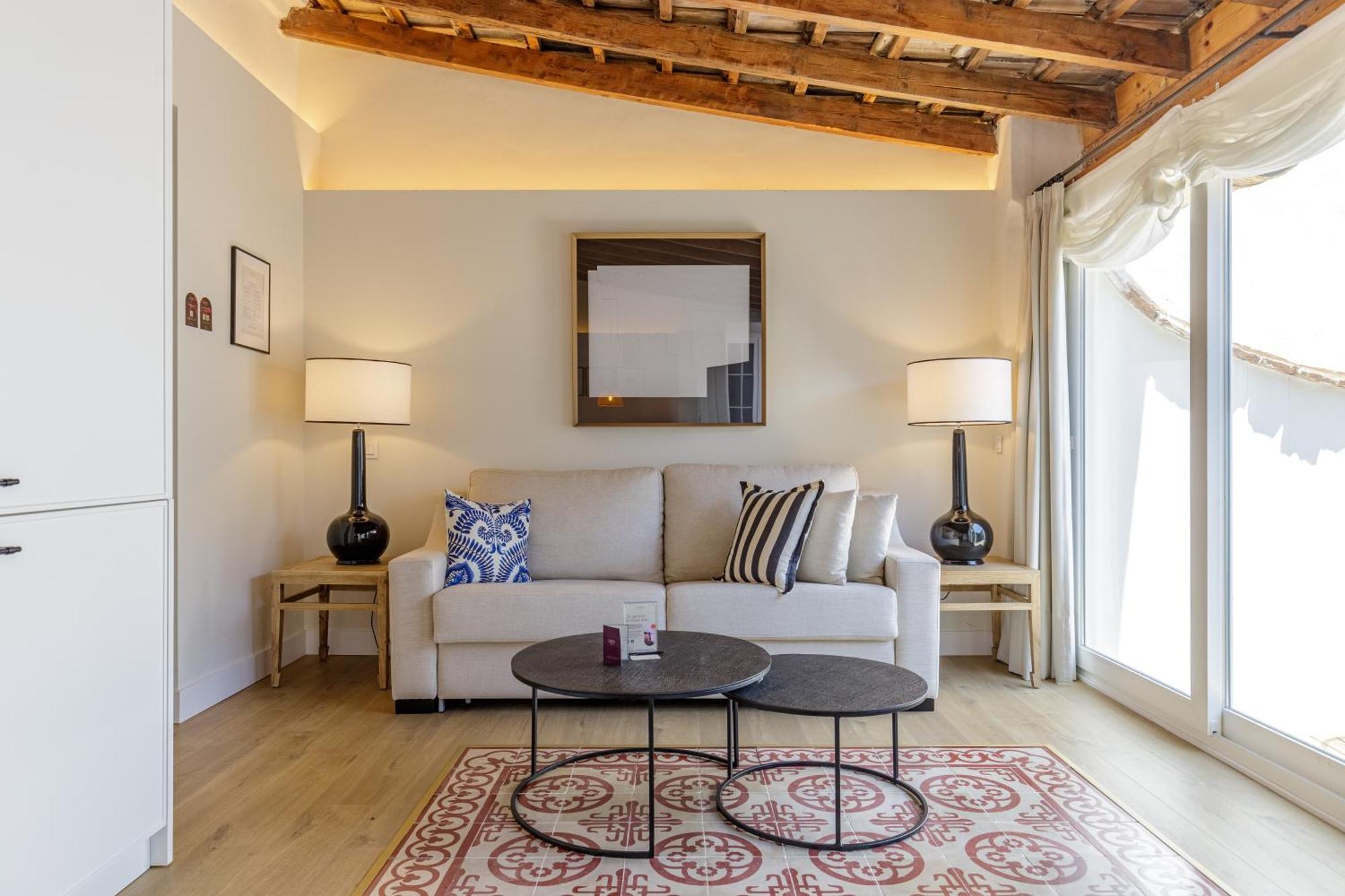 Palacio Vegafuente By Caleta Homes Appartement *