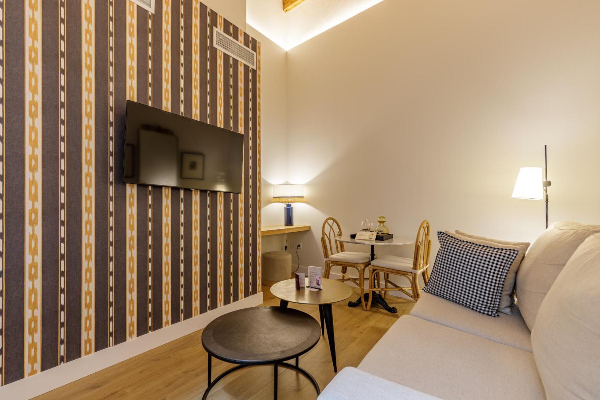 Palacio Vegafuente By Caleta Homes Appartement *